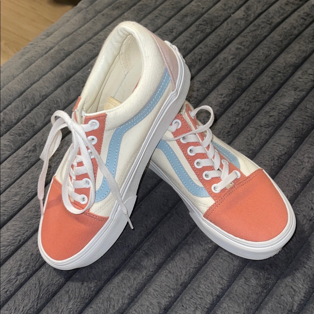 Vans Platform Women's Coral and Light Blue Sneakers